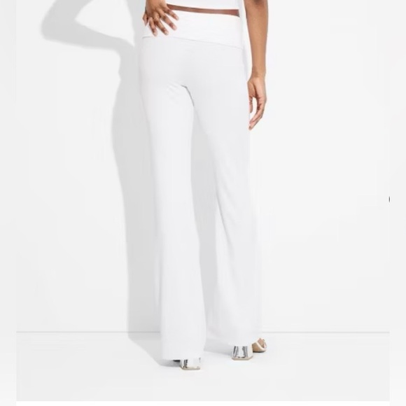 Mid-Rise Foldover Flare Leggings -Wild Fable - Picture 3 of 6